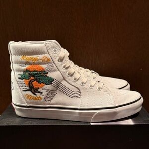 Vans Classic White Canvas High-Tops